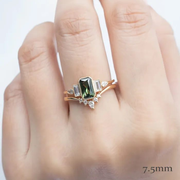 Envero Jewelry Rings Edith Setting EmeraldRadiant cut Envero Jewelry Rings Edith Setting EmeraldRadiant cut