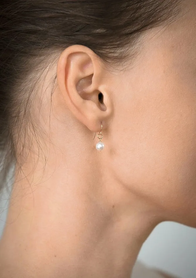 ERIJEWELRY Earrings Petite Pearl Drop Earrings