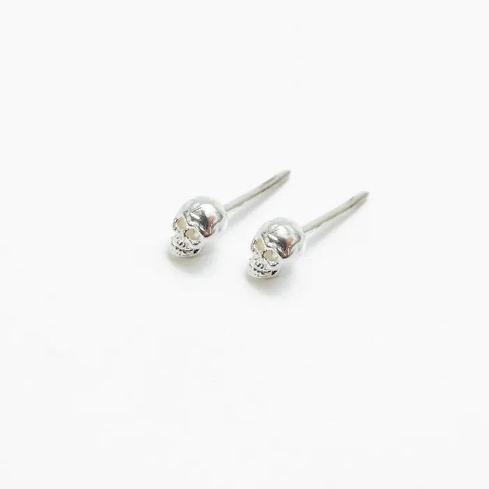 Mimi Marge Rings Tiny Silver Skull Studs