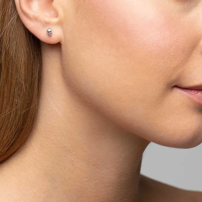 Mimi Marge Rings Tiny Silver Skull Studs