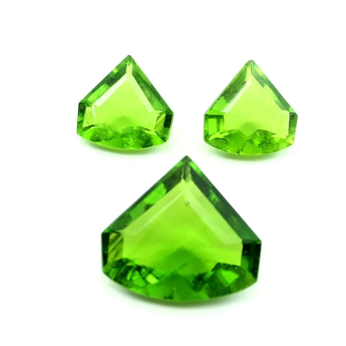 Earrings Karizma Jewels 3pc Set for Pendant Earrings Synthetic Glass Cut Stones Peridot Green Earrings Karizma Jewels 3pc Set for Pendant Earrings Synthetic Glass Cut Stones Peridot Green