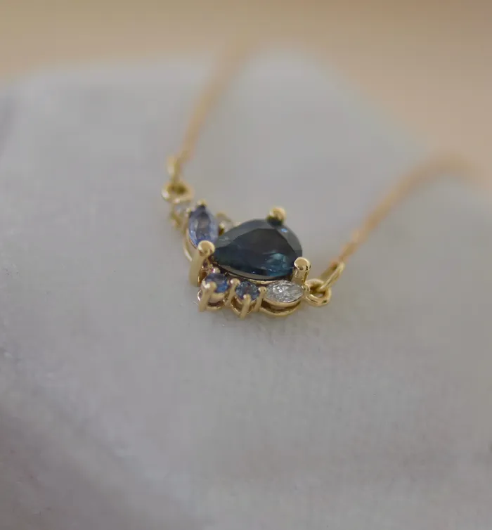Albrecht Jewellery Necklaces Pear Montana Sapphire Cluster Necklace 14K Gold Albrecht Jewellery Necklaces Pear Montana Sapphire Cluster Necklace 14K Gold
