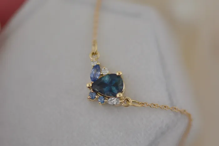 Albrecht Jewellery Necklaces Pear Montana Sapphire Cluster Necklace 14K Gold Albrecht Jewellery Necklaces Pear Montana Sapphire Cluster Necklace 14K Gold
