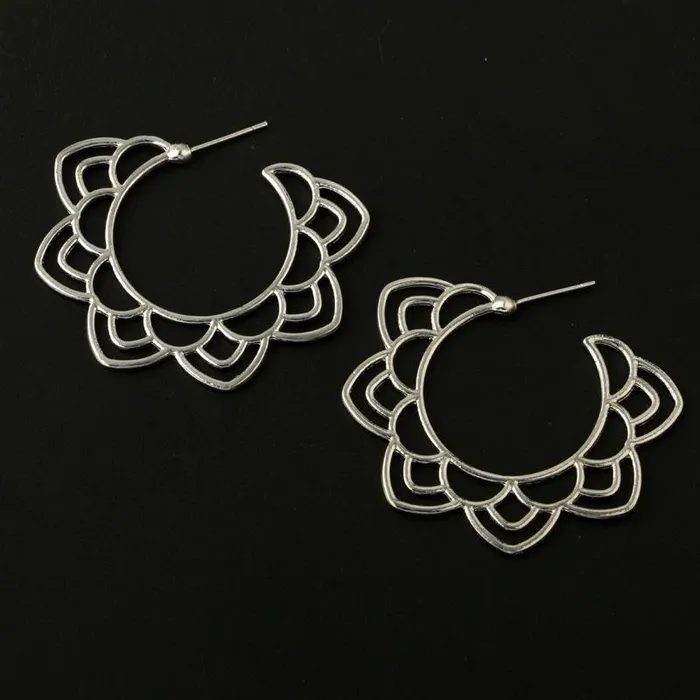ClaudiaG Flora Gold Earrings Earrings ClaudiaG Flora Gold Earrings Earrings
