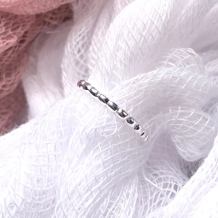 Dottie in Silver Sterling Silver Minimalist Toe Ring Izzy Jo Rings