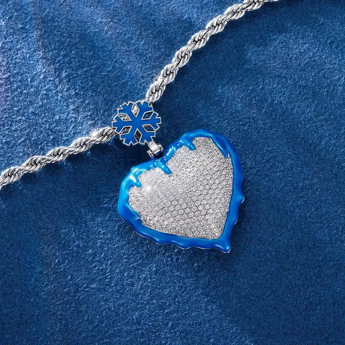 icezeusshop Necklaces Glow In Dark Frozen Heart Pendant
