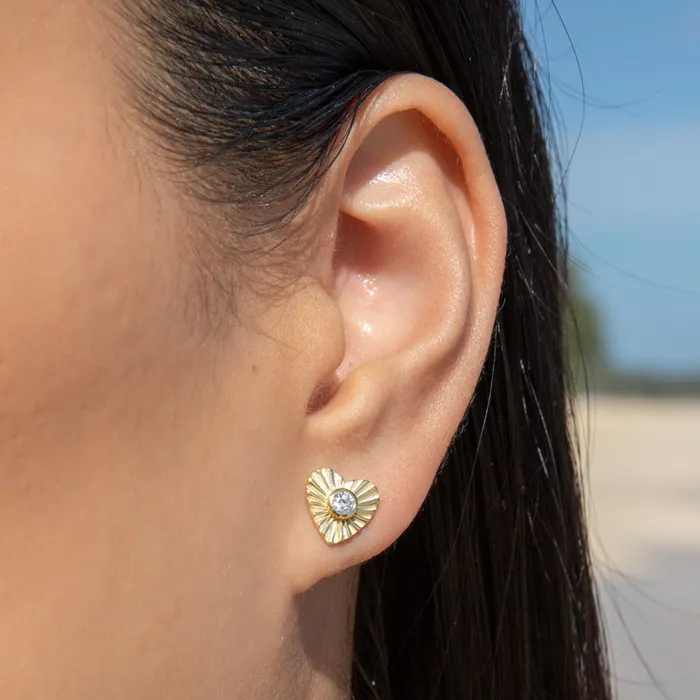misha hawaii Necklaces Fiona Heart Studs