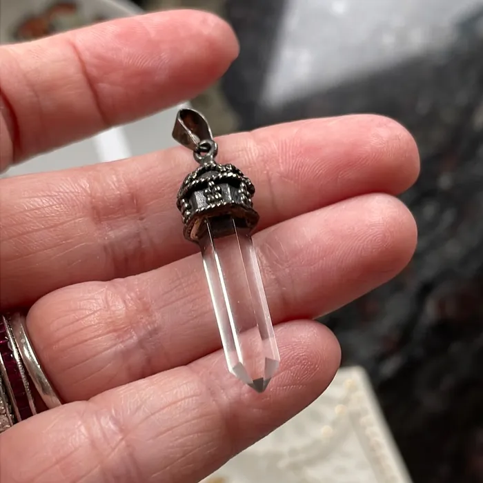 Point Crystal Pendant Sterling Silver Vintage Love Vintage Paris Necklaces