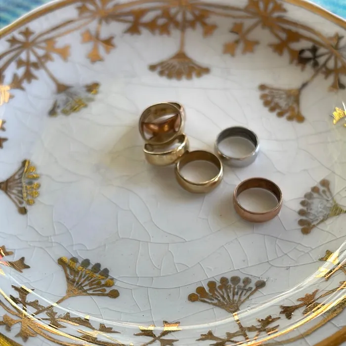 PreStyled Sets Gold Rings Yellow Gold Rose Gold White Gold 14k Gold Vintage sold individually Love Vintage Paris