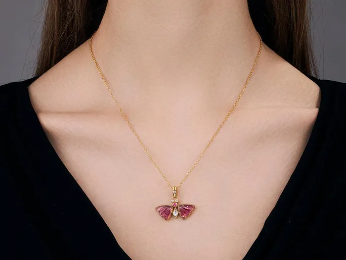 GURHAN Butterfly Gold Tourmaline Pendant Necklace 12x10mm Carved Wings GG GOLD OOAK Necklaces