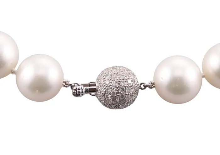 Necklaces Not Signed Gold 14mm to 178mm South Sea Pearl Diamond Necklace