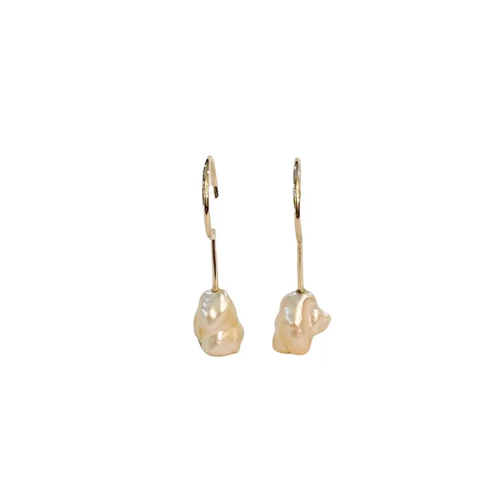 Simple Keshi Golden Small 14 kt gold earrings Joanna Jablko Jewelry Earrings Simple Keshi Golden Small 14 kt gold earrings Joanna Jablko Jewelry Earrings