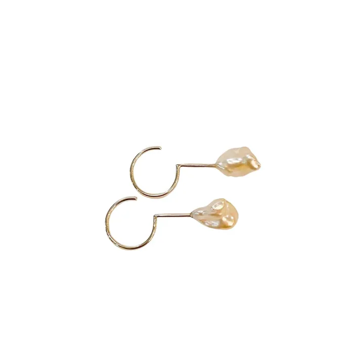 Simple Keshi Golden Small 14 kt gold earrings Joanna Jablko Jewelry Earrings Simple Keshi Golden Small 14 kt gold earrings Joanna Jablko Jewelry Earrings