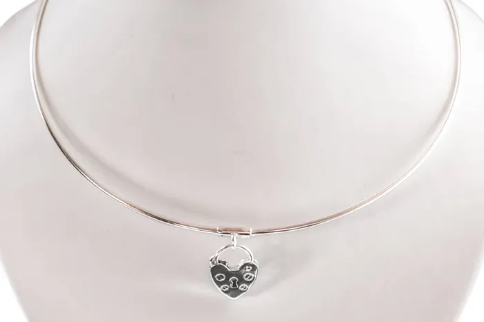 SUBMISSIVE DAY COLLAR 100 sterling silver 925 Vintage style padlock pendant clasp Erosmoon Necklaces