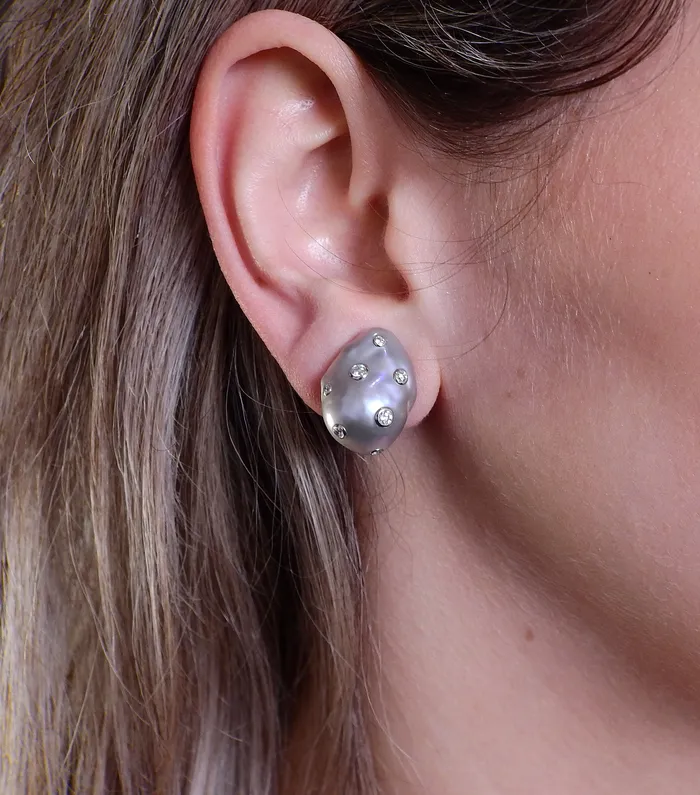 Trianon Earrings Trianon Baroque Pearl Diamond Gold Earrings