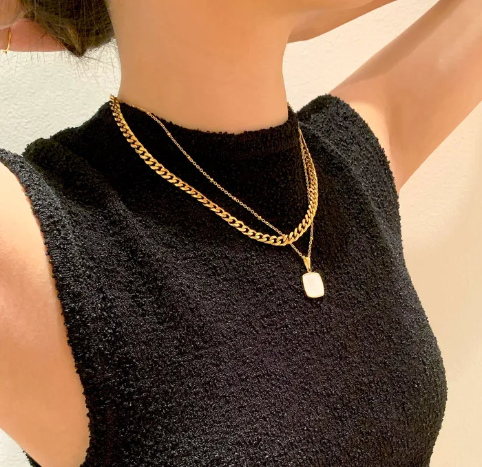 HERMI PEARL PENDANT NECKLACE Mai Dsire Necklaces