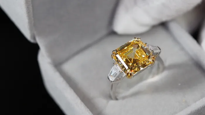 Lab Diamonds London Rings 1000ct Womens Yellow Lab Grown Diamond Ring Yellow Asscher Cut Diamond Ring