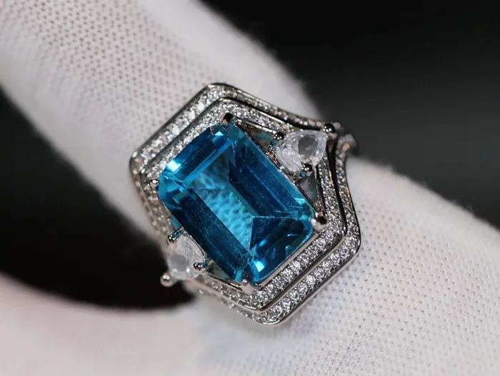 Lab Diamonds London Rings Aquamarine Blue Emerald Diamond Ring