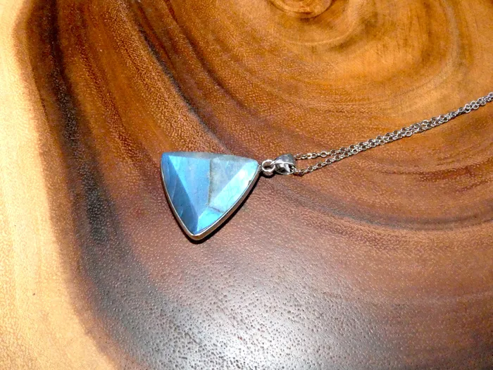 Lily Rose Jewelry Necklaces Geometric Triangle Medium Soft Labradorite Pendant 18 White Gold Necklace