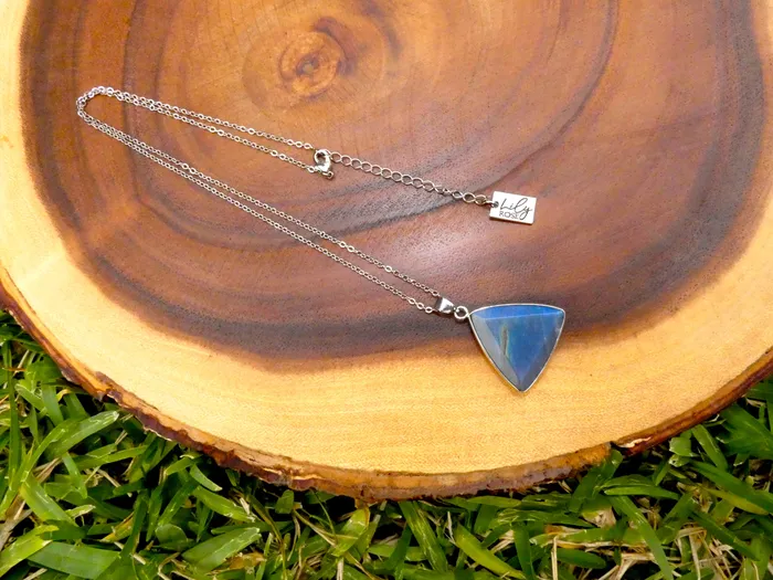 Lily Rose Jewelry Necklaces Geometric Triangle Medium Soft Labradorite Pendant 18 White Gold Necklace