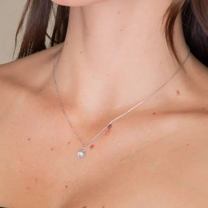 Necklaces Camile Stone Shell Pearl Necklace