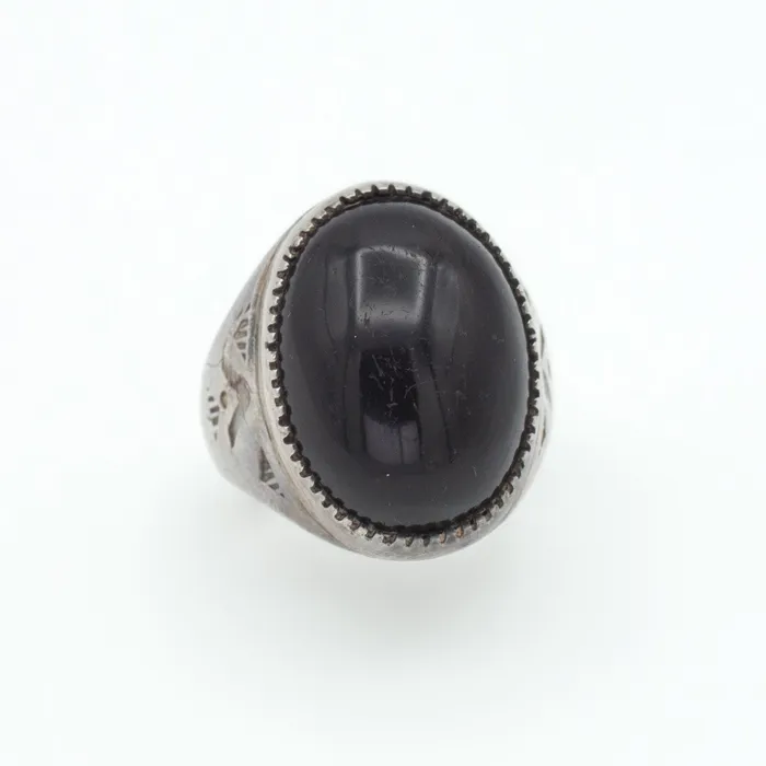 Crown Jewels Coin Navajo Handmade Sterling Silver Ring Hallmark Unknown Size 11 Rings Crown Jewels Coin Navajo Handmade Sterling Silver Ring Hallmark Unknown Size 11 Rings