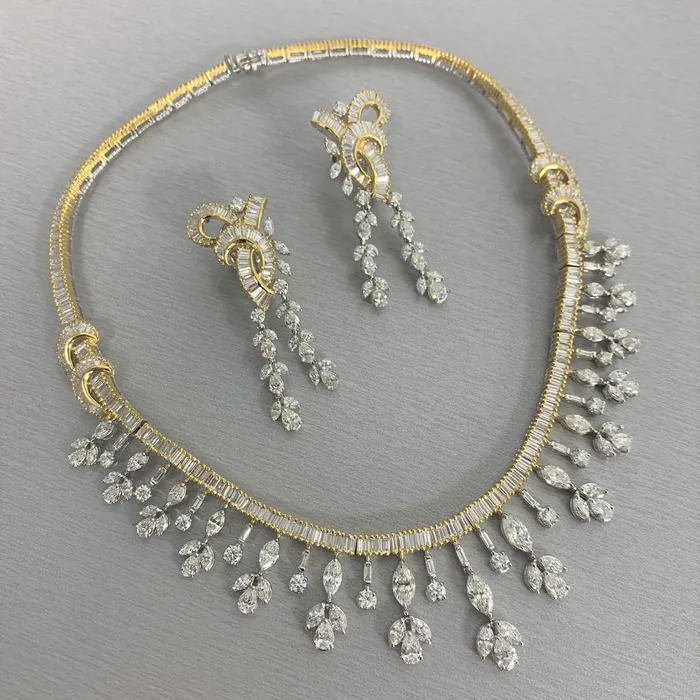 Earrings Scintilla Diamond Earrings 834 ct Diamonds in Two Tone Gold Beauvince