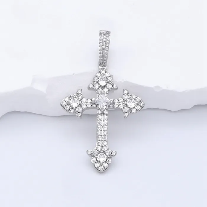 Glitters Necklaces Iced Out Cross Pendant Silver