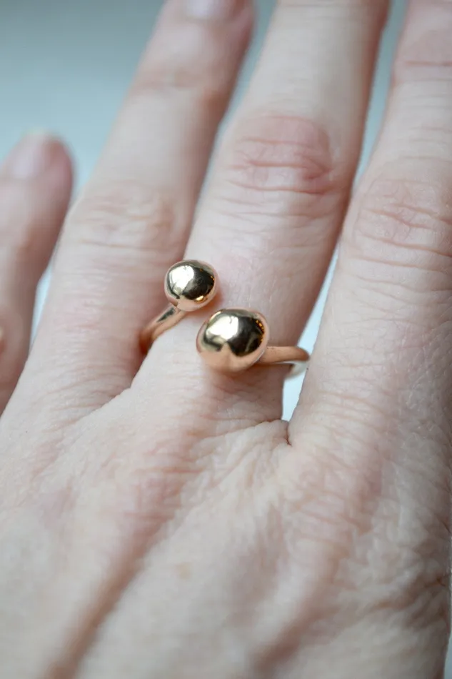 Monica Castiglioni A Pistillini 08 in Bronze or Silver Earrings
