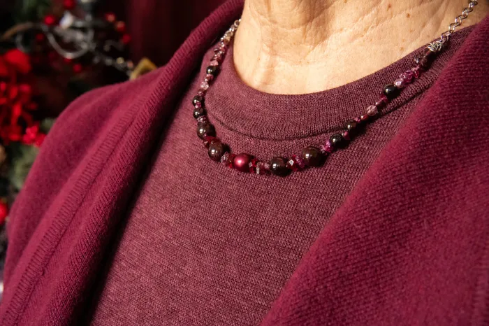 Necklaces Carolily Finery Jewel Garnet Necklace