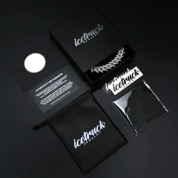 The Icetruck Necklaces Baguette Diamond Snowflake Pendant 925 Silver The Icetruck Necklaces Baguette Diamond Snowflake Pendant 925 Silver