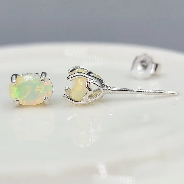 Uniquelan Jewelry Earrings Fire Opal Heart Earrings