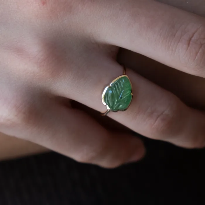 Vivien Frank Designs Gold Tsavorit Leaf ring Rings